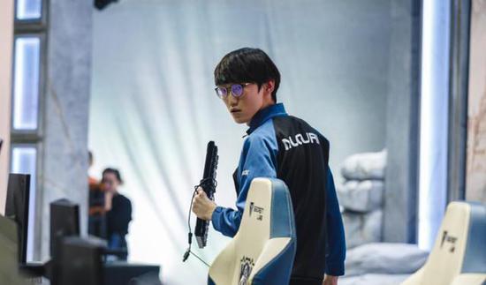 S15世界赛精彩回顾 KT战队战胜TES